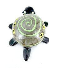 Load image into Gallery viewer, Turtle Ocarina 1