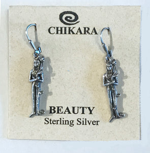 Beauty Earrings packaging. Comes with accordian folded blurb enclosed, which shows the entire Chikara line.